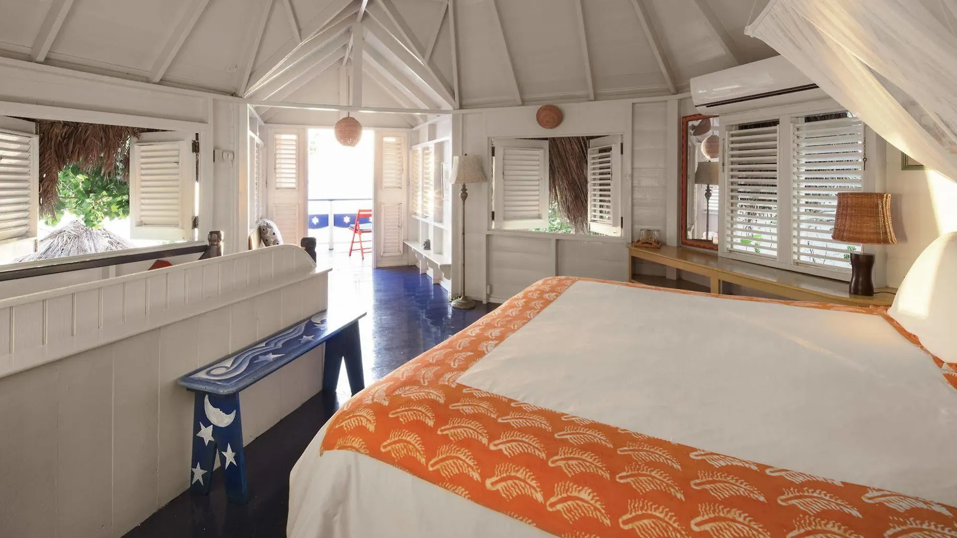 ***** Resort The Caves Hotel Negril Jamaica