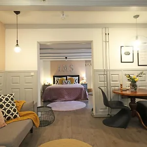 Aparthotel Dok