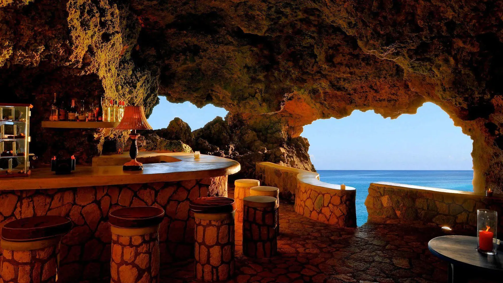***** Resort The Caves Hotel Negril Jamaica